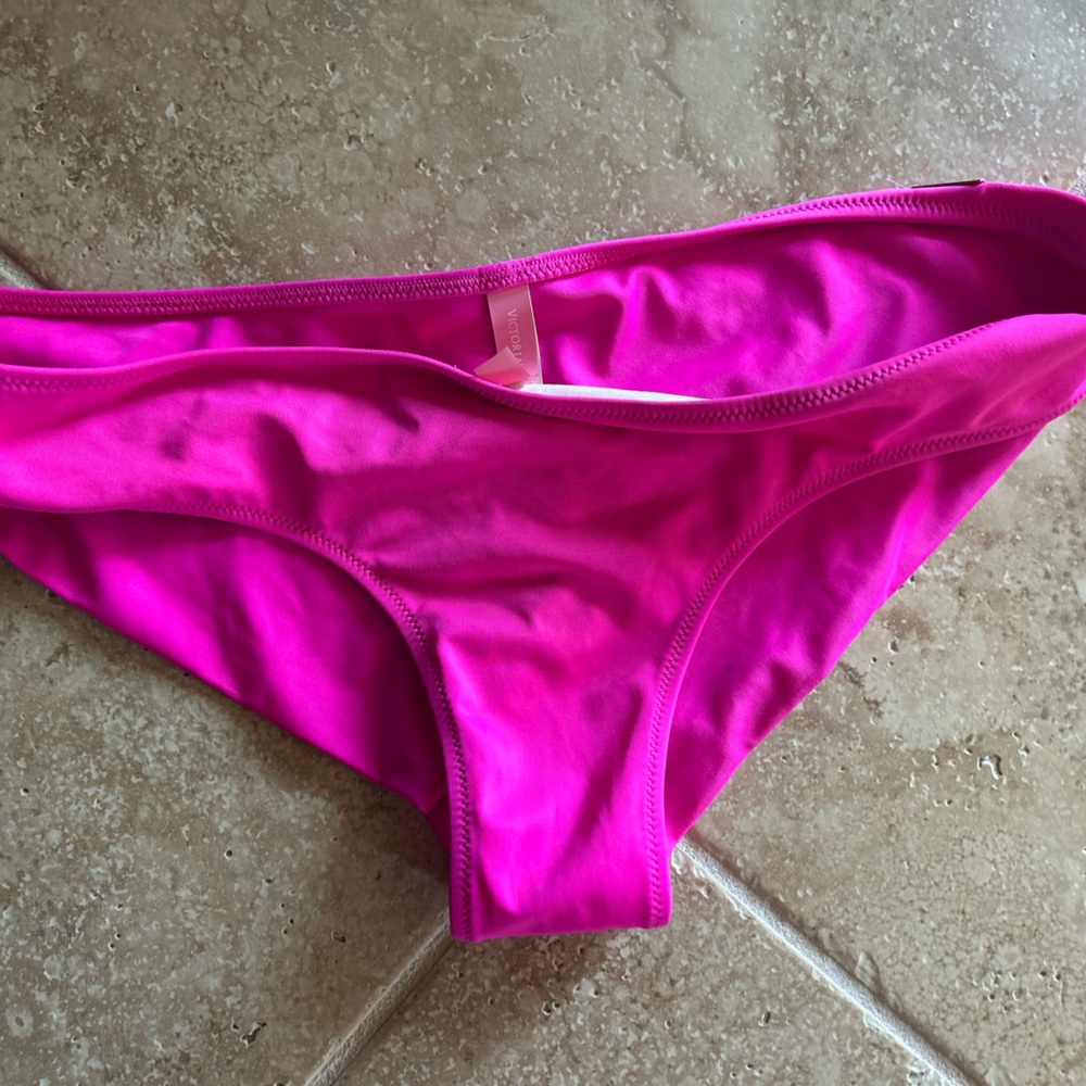 Victoria's Secret Hot Pink Bikini ruched Bottom M